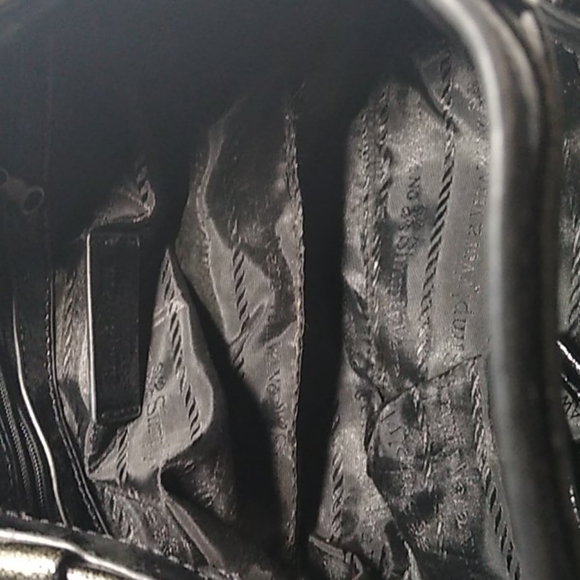 3 /$10 Vera wang - Picture 5 of 5